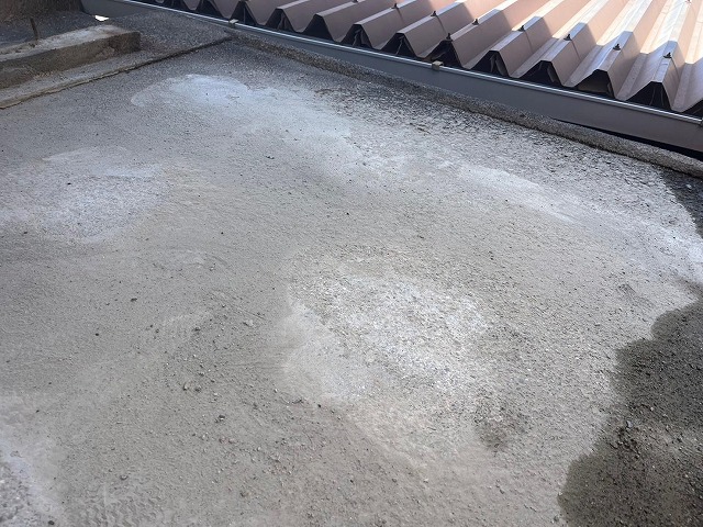 甲府市　ウレタン防水工事